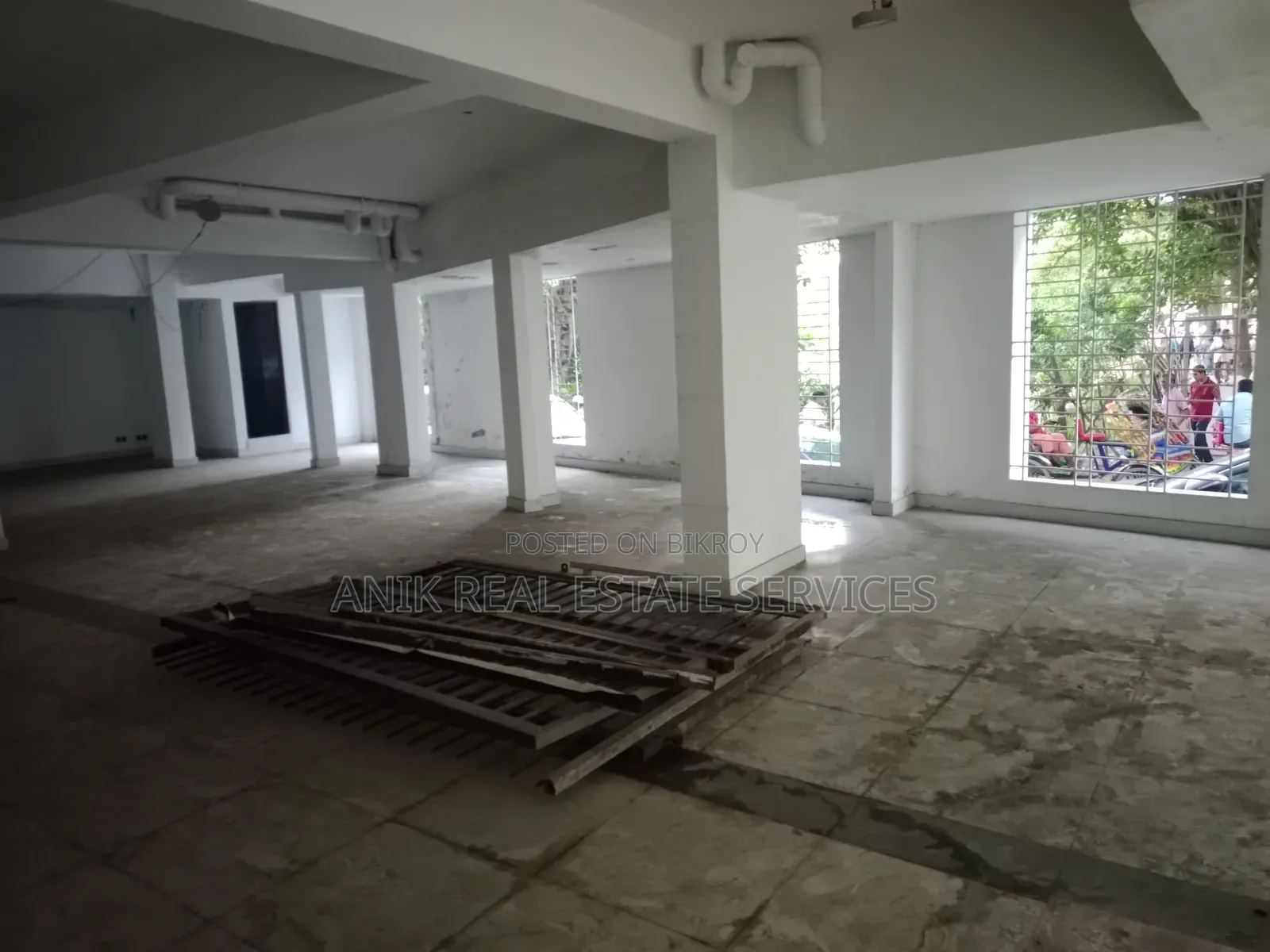Ground Floor 1900 SFT Restaurant Rent for Gulshan 2
