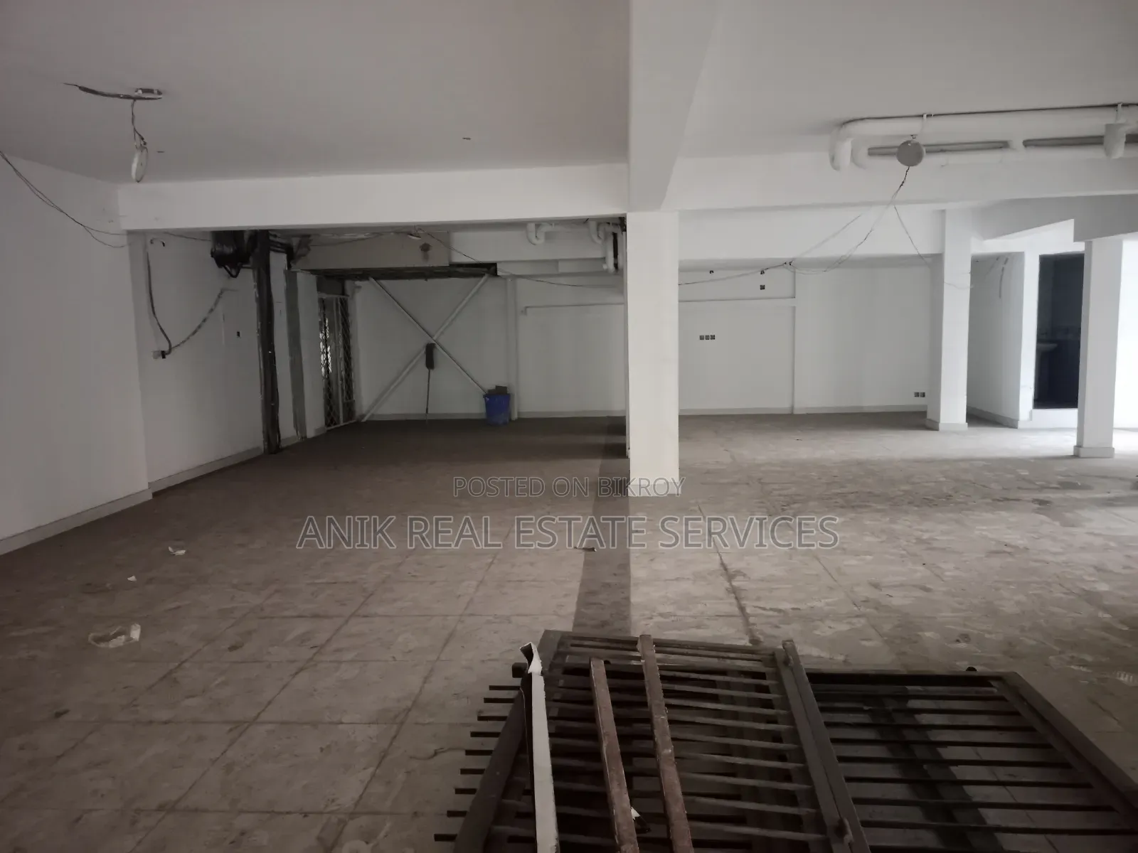 Ground Floor 1900 SFT Restaurant Rent for Gulshan 2