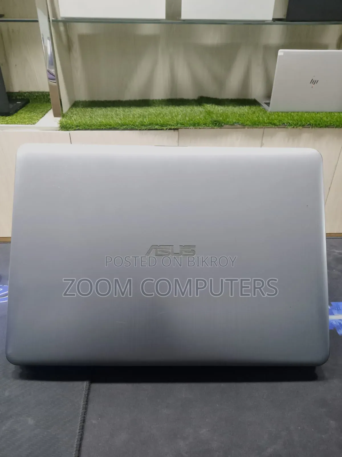Laptop ASUS X45A 8GB Intel Core I3 HDD+SSD 128GB