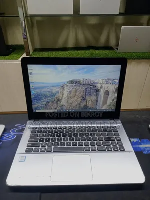 Laptop ASUS X45A 8GB Intel Core I3 HDD+SSD 128GB