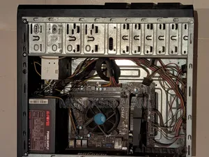 Desktop Computer Gigabyte 8GB Intel Core I5 HDD 256GB