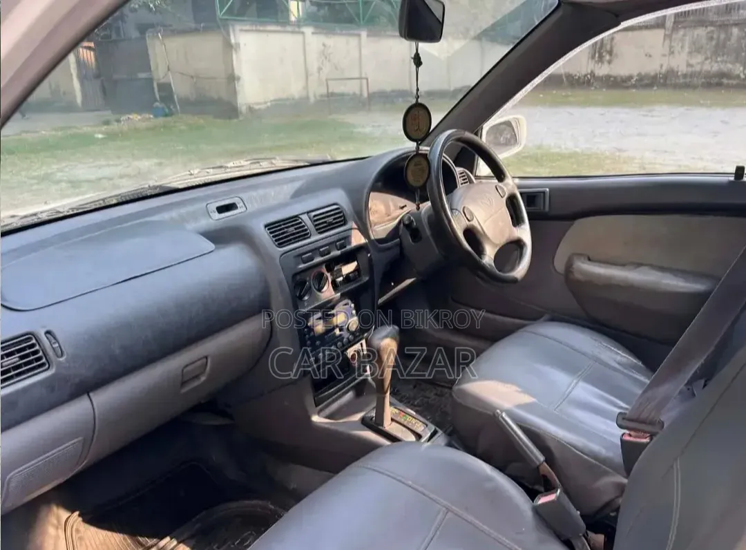 Toyota Starlet 1997 White