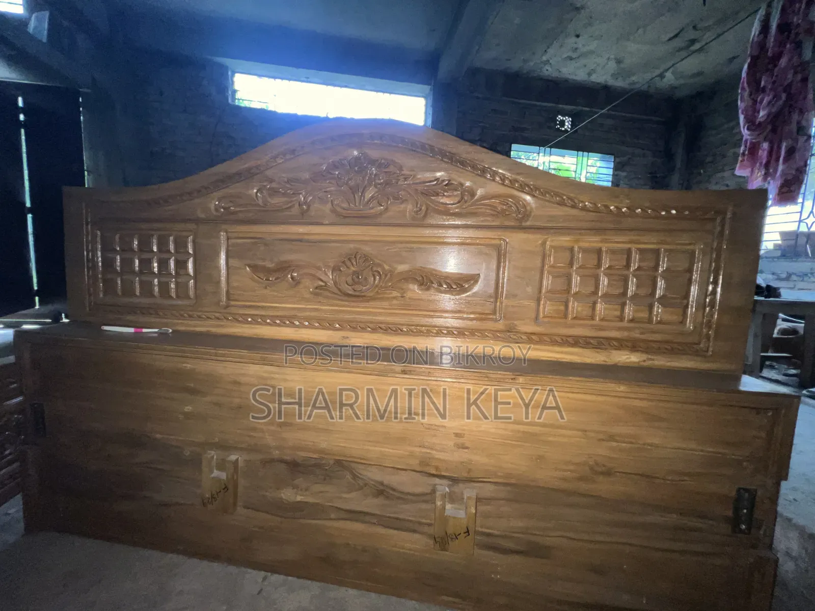 সেগুন কাঠের কিং সাইজের খাট ৬'-৭'
