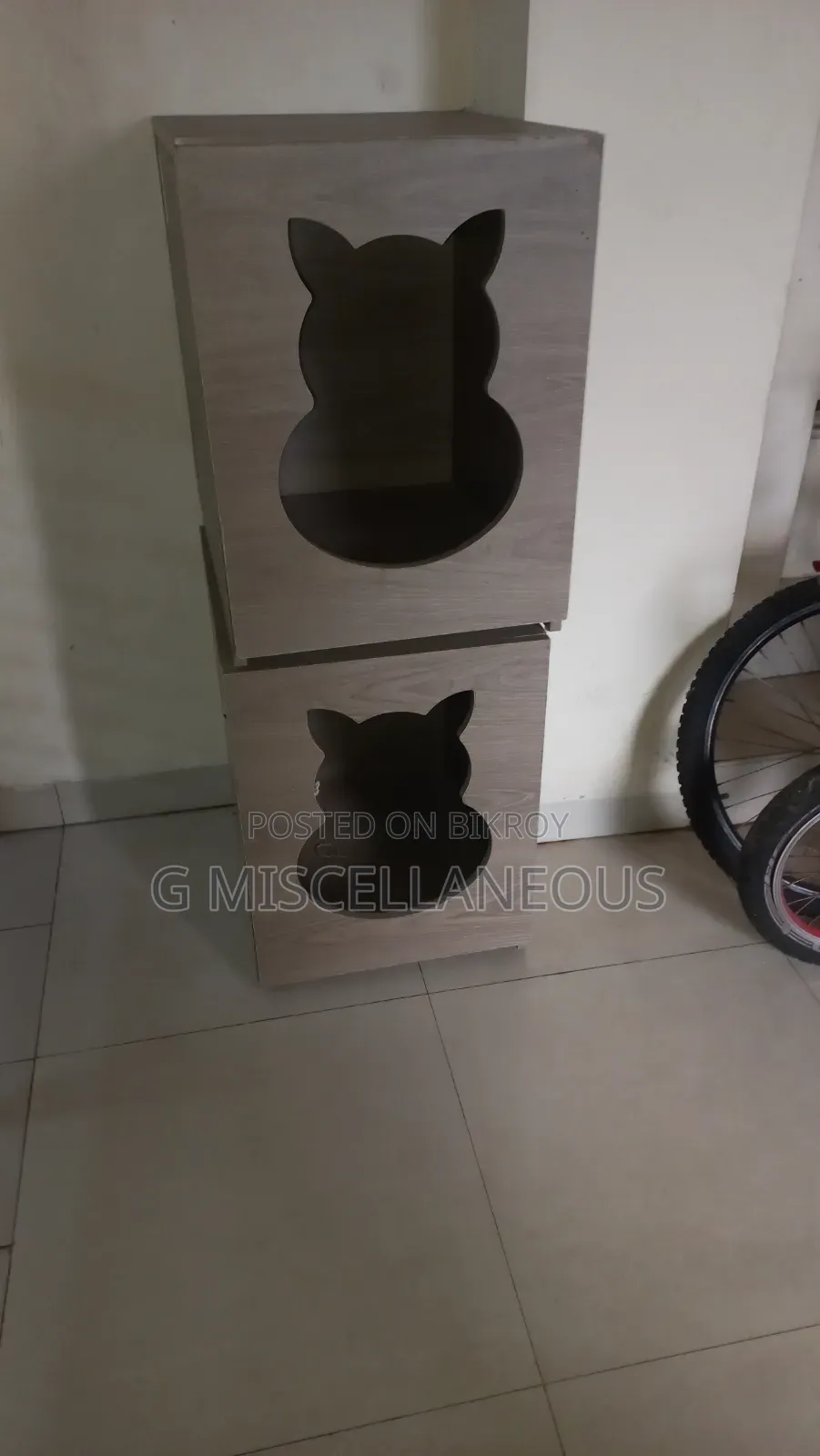 Brand New Cat House One PCS