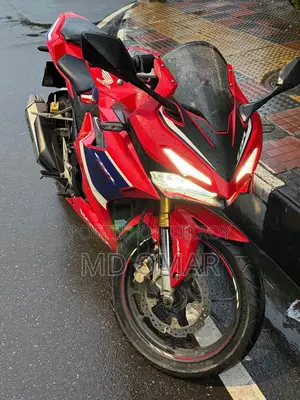 Honda CBR 2021 Red