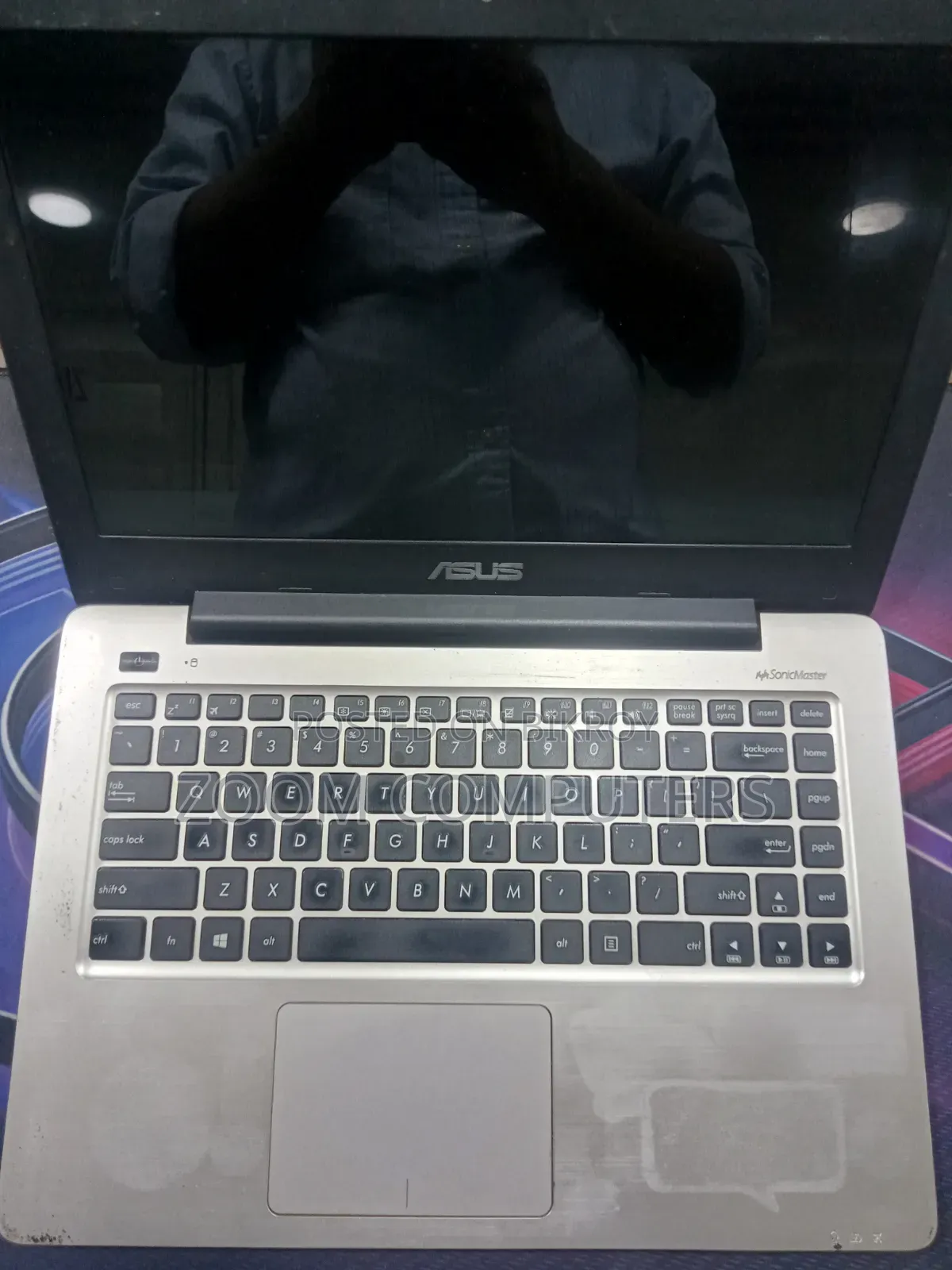 Laptop ASUS X45A 4GB Intel Core I3 HDD+SSD 128GB
