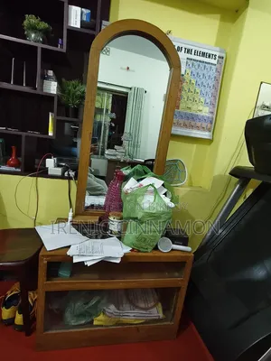 Dressing Table Sell