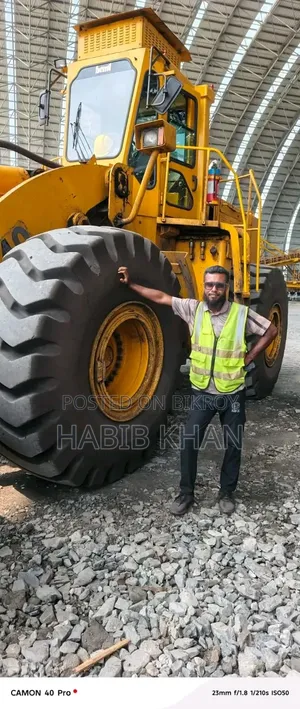 Bulldozer Operator – SD16 | POSCO E C Experience