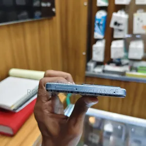 Vivo iQOO 128 GB Blue