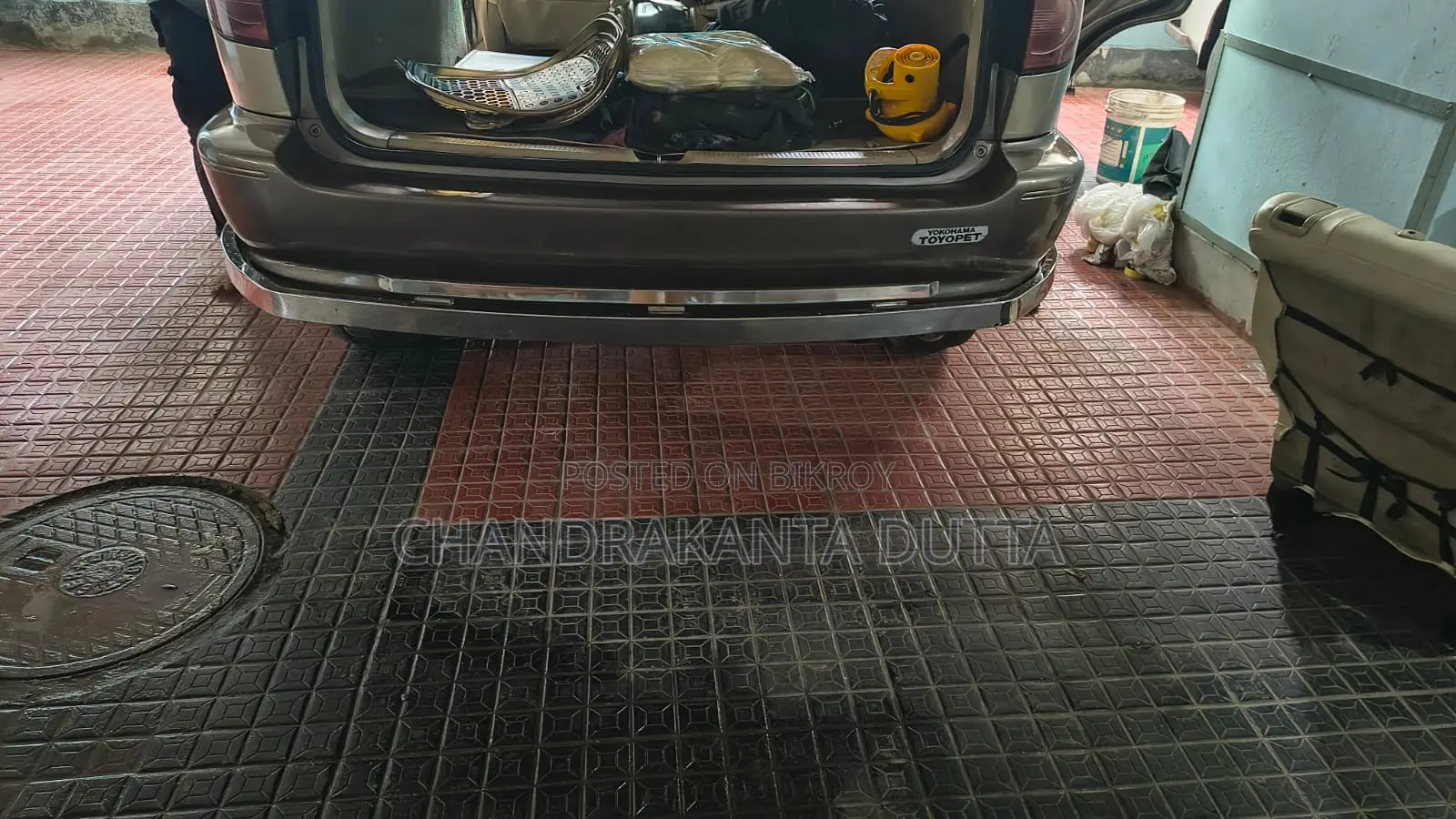 Toyota Harrier AIRS 2001 Gold