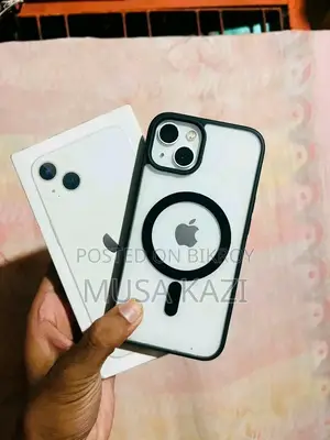 Apple iPhone 13 128 GB White