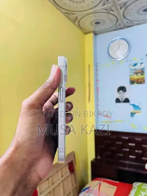 Apple iPhone 13 128 GB White