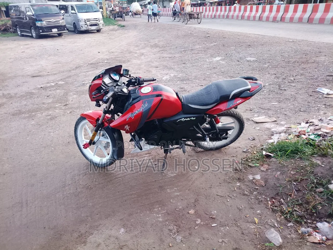 TVS Apache RTR 160 2v Refresh X-connect 2022 Red