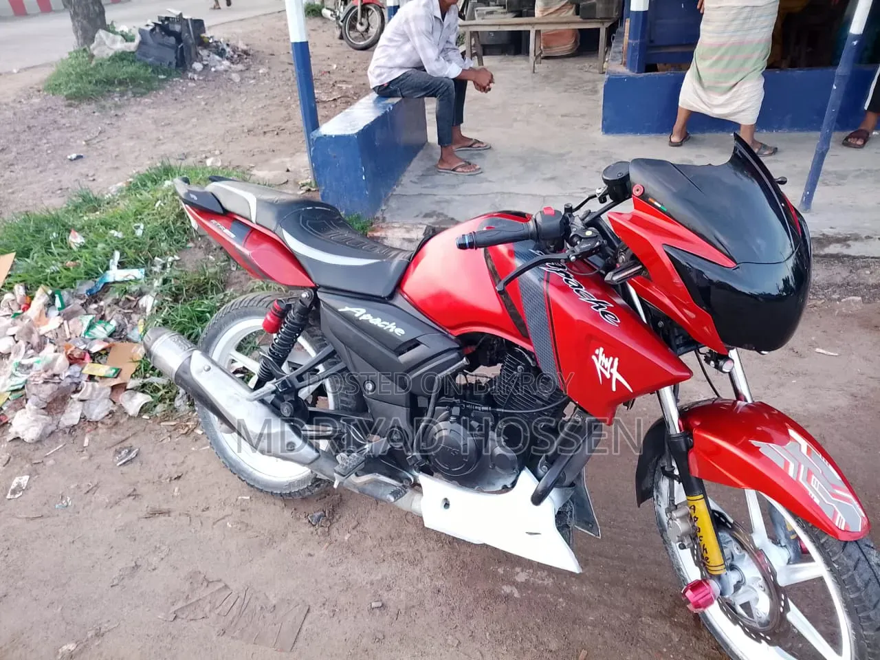 TVS Apache RTR 160 2v Refresh X-connect 2022 Red