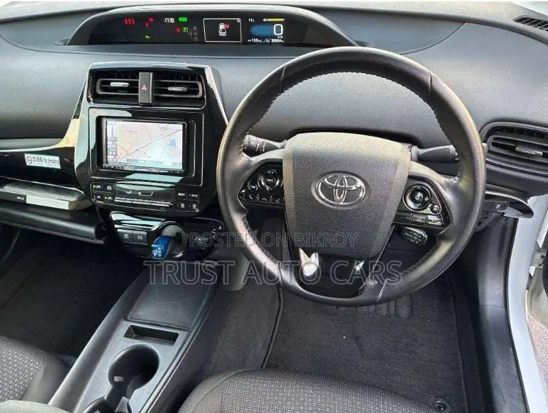 Toyota Prius 2021 Pearl