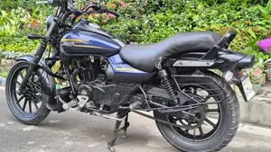 বাজাজ এভেঞ্জার ১৫০ স্ট্রিট ২০১৭ নীল