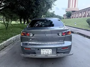 Mitsubishi Lancer 2016 Gray