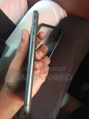 Apple iPhone 11 64 GB Black