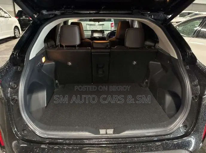 Toyota Yaris Cross 2021 Black