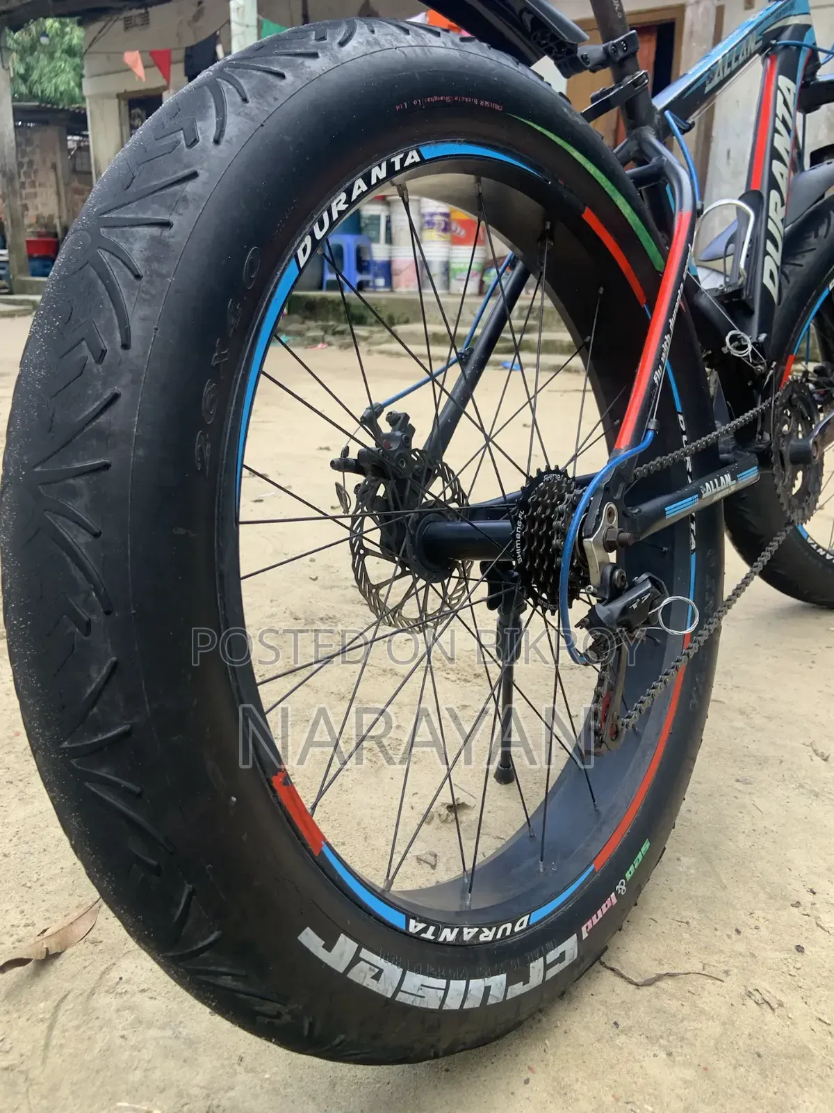An urgent Duranta fat bicycle 26x4.0 is for sale.