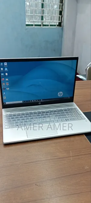 Laptop HP Pavilion 15-Cs3063cl 8GB Intel Core I7 SSD 256GB