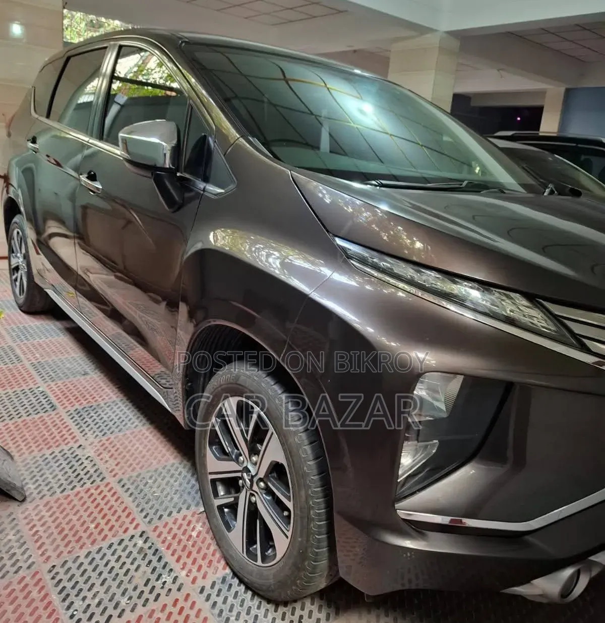 Mitsubishi Xpander Cross 2019 Brown
