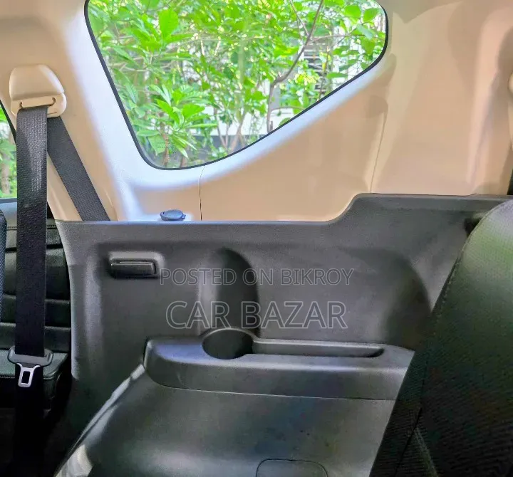 Mitsubishi Xpander Cross 2019 Brown