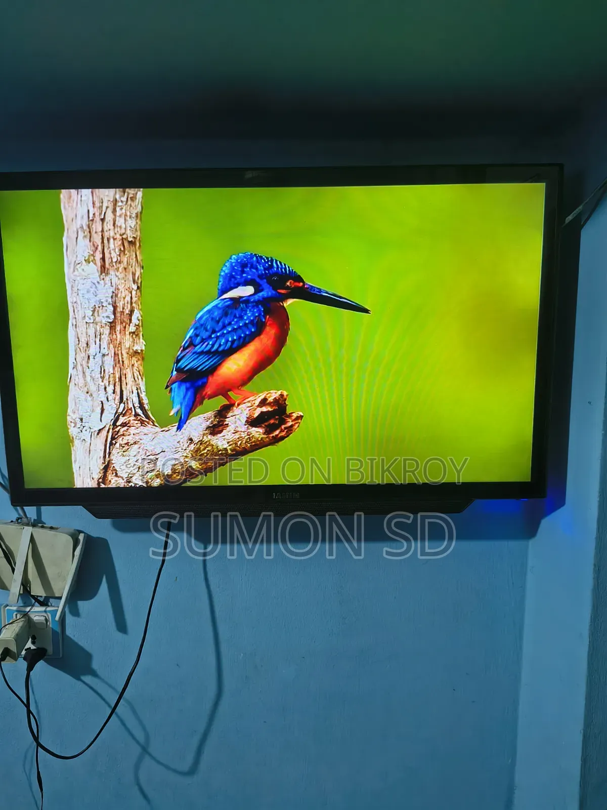 Smart LED TV 32"