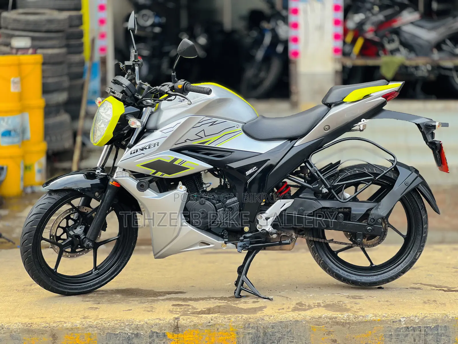 Suzuki Gixxer 2022 Silver