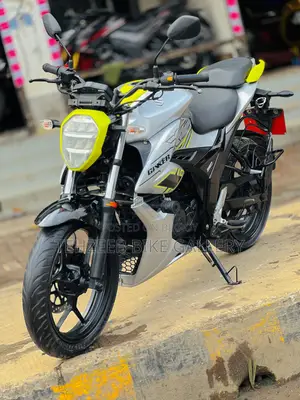 Suzuki Gixxer 2022 Silver