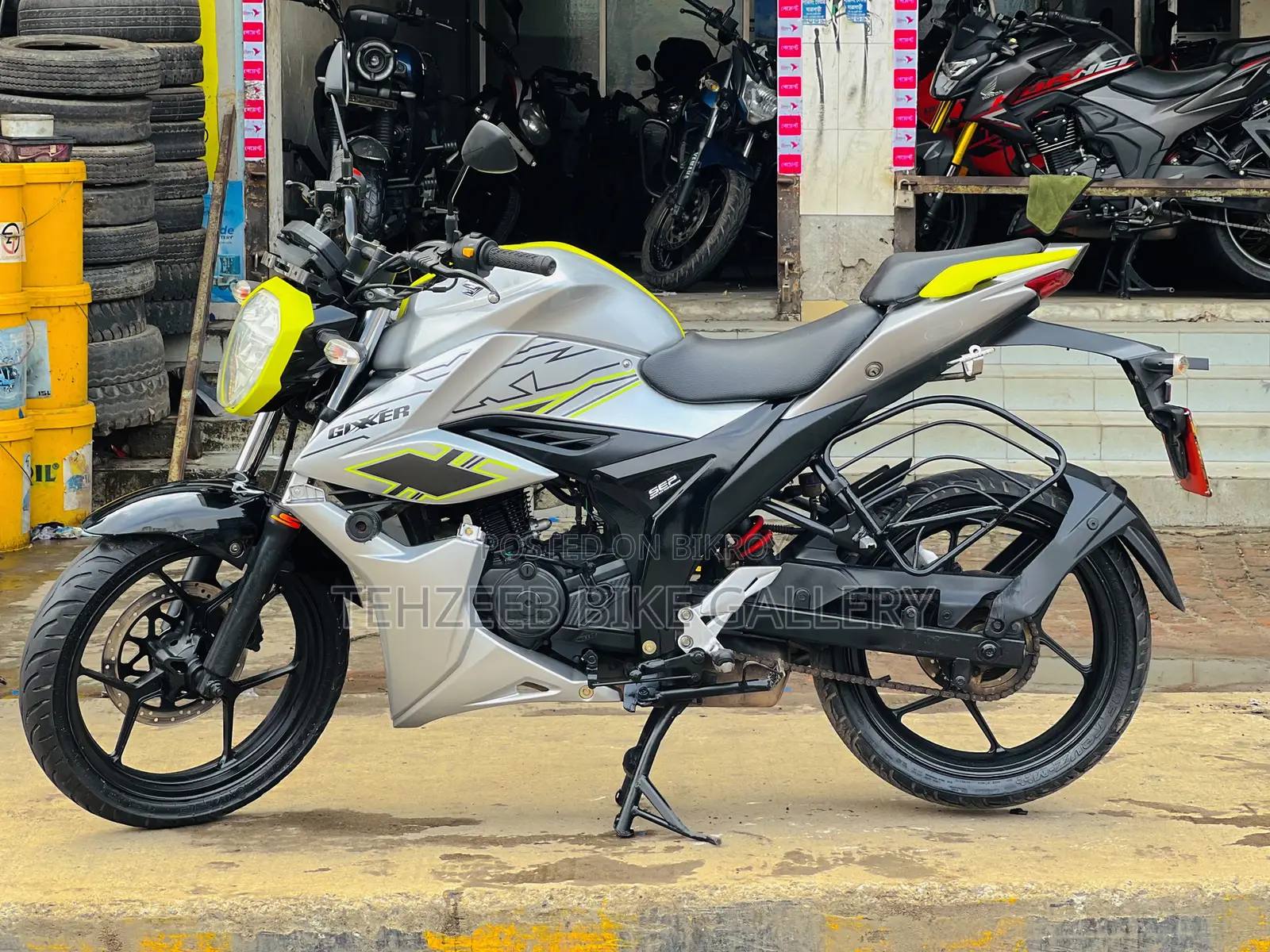 Suzuki Gixxer 2022 Silver