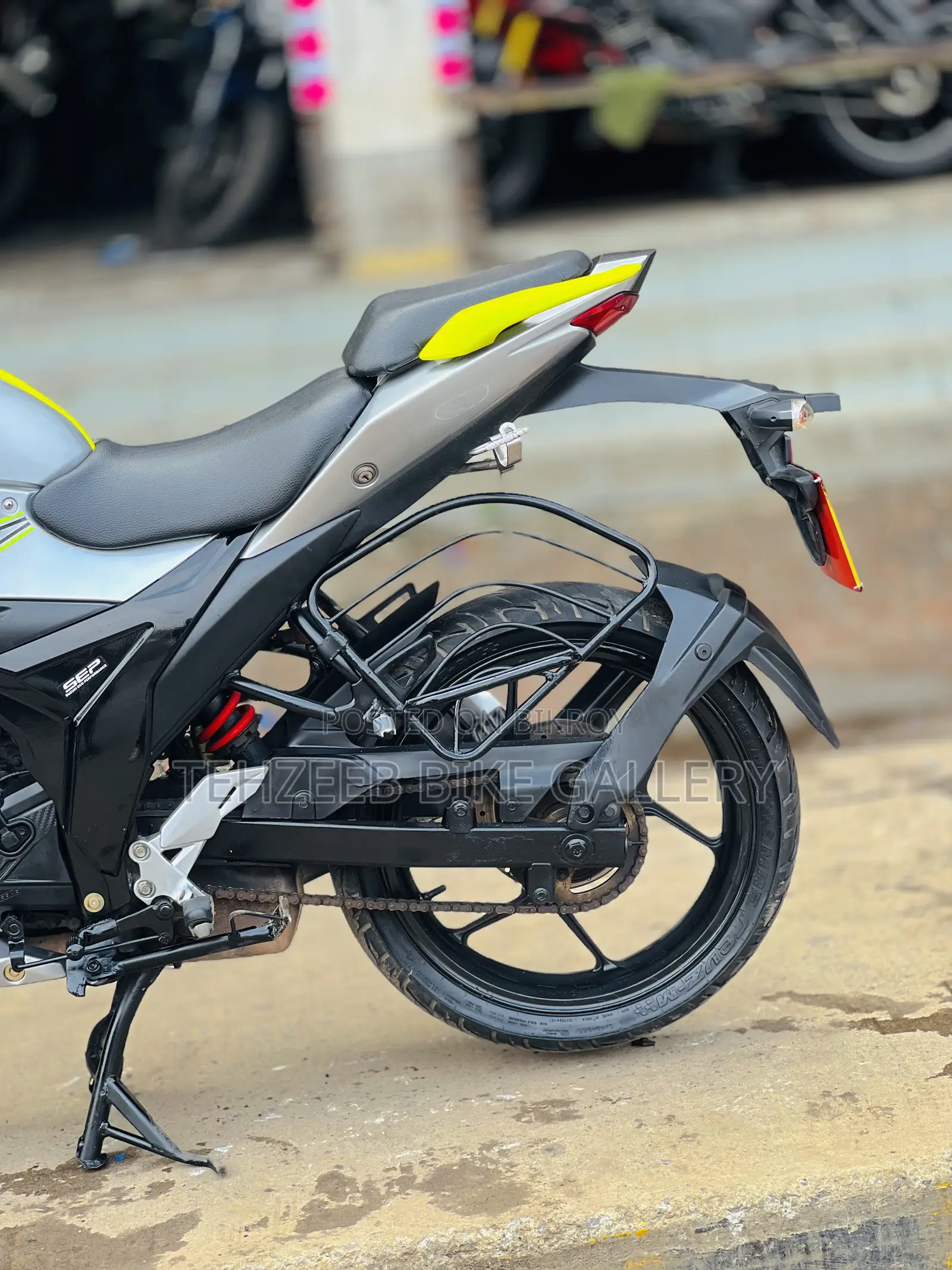 Suzuki Gixxer 2022 Silver