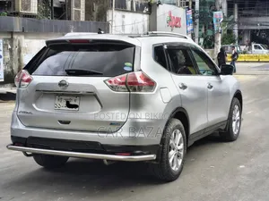 Nissan X-Trail 2.0 Petrol AWD 2013 Silver