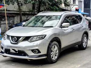 Nissan X-Trail 2.0 Petrol AWD 2013 Silver