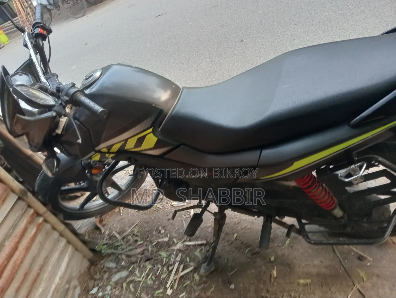 Honda Livo 2022 Gray