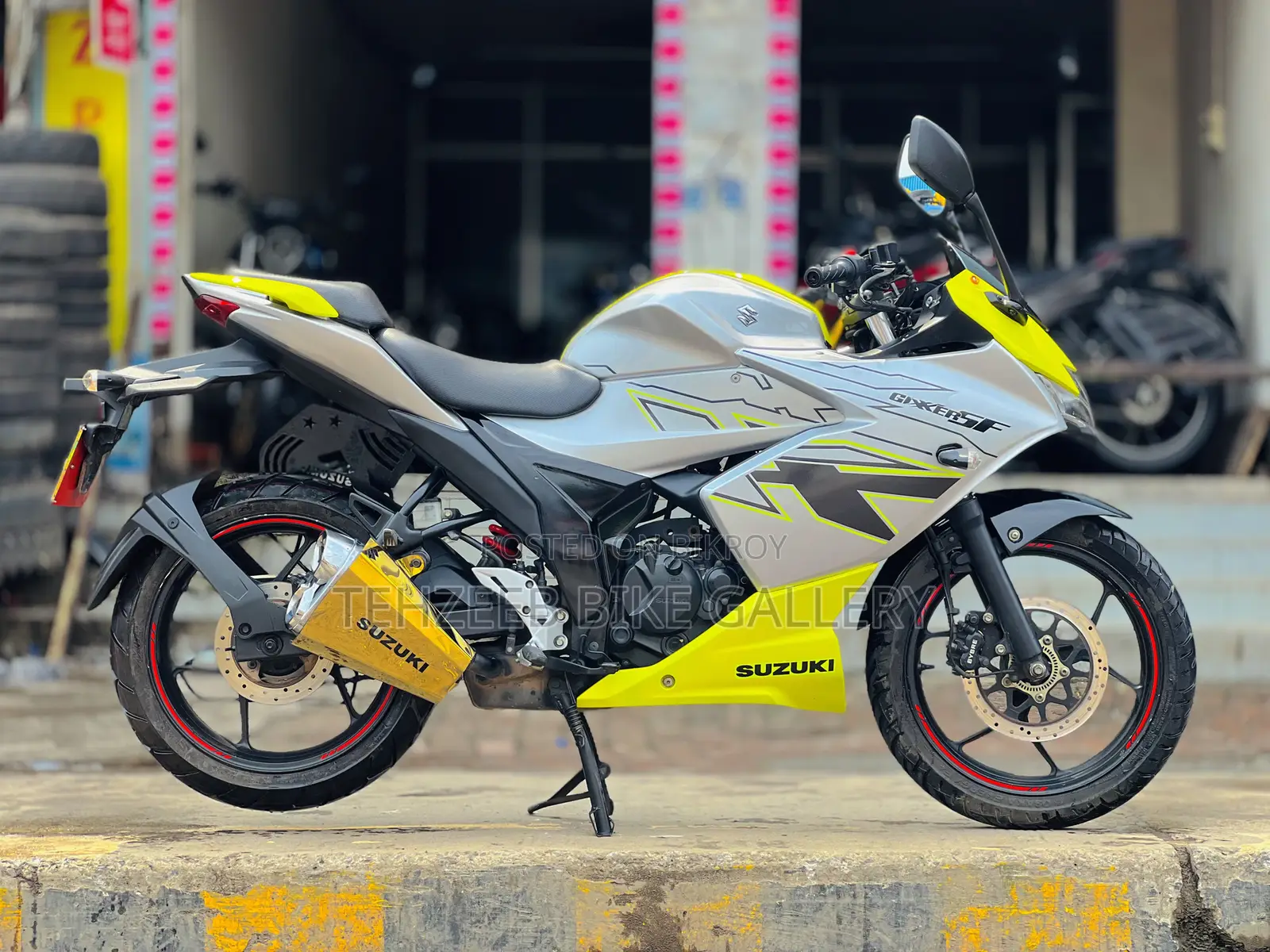 Suzuki Gixxer SF 2022 Silver