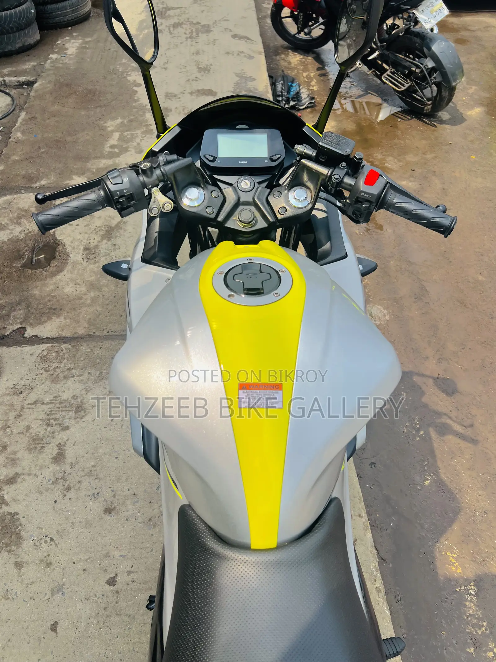 Suzuki Gixxer SF 2022 Silver