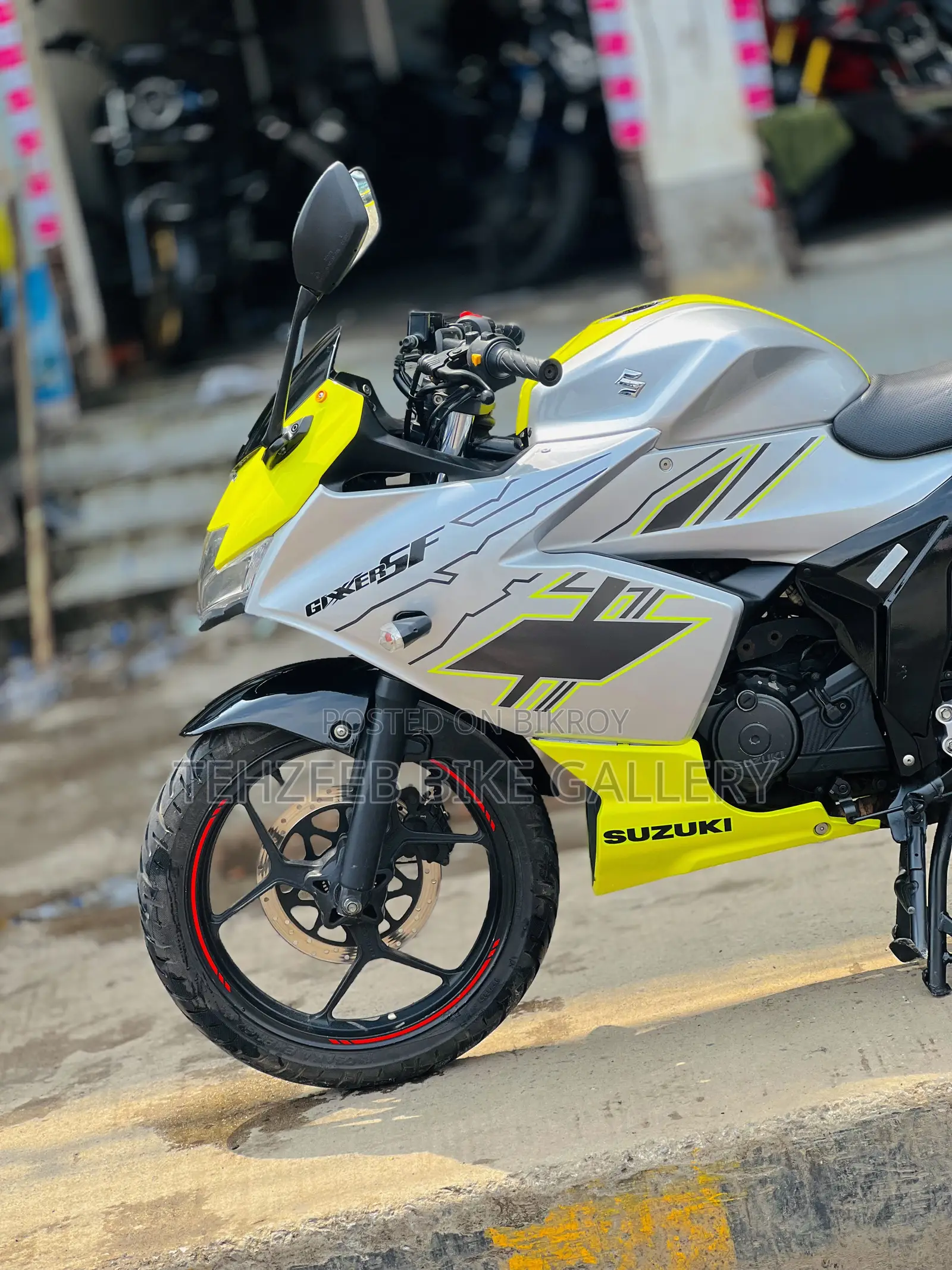 Suzuki Gixxer SF 2022 Silver