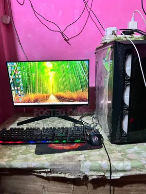 Desktop Computer Samsung 16GB Intel Core I3 SSD 256GB