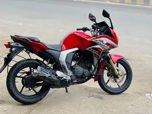 Yamaha Fazer V2 2019 Red