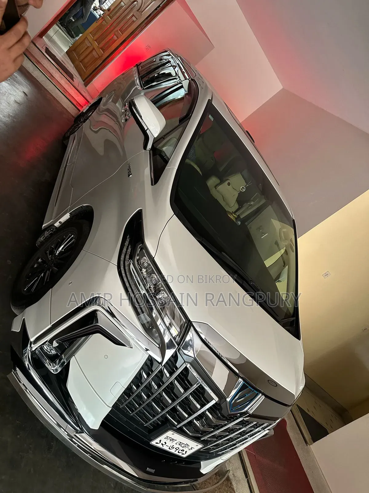 Toyota Alphard 2.5 Hybrid AWD 2020 Pearl
