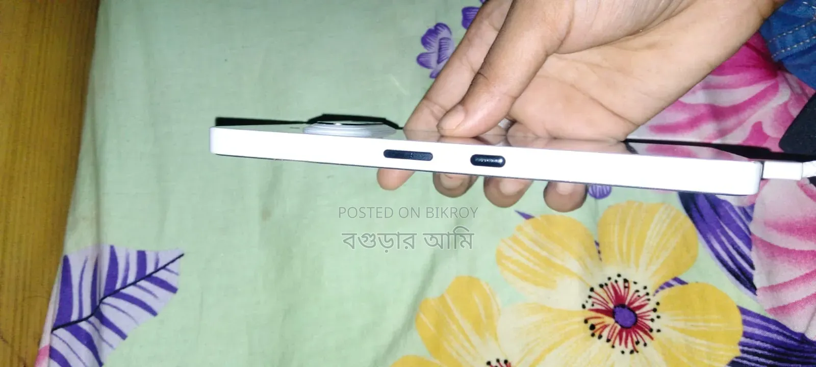 নতুন নাথিং ফোন ৩ ২৫৬ জিবি সাদা