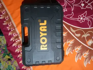 ড্রিলিং মেশিন