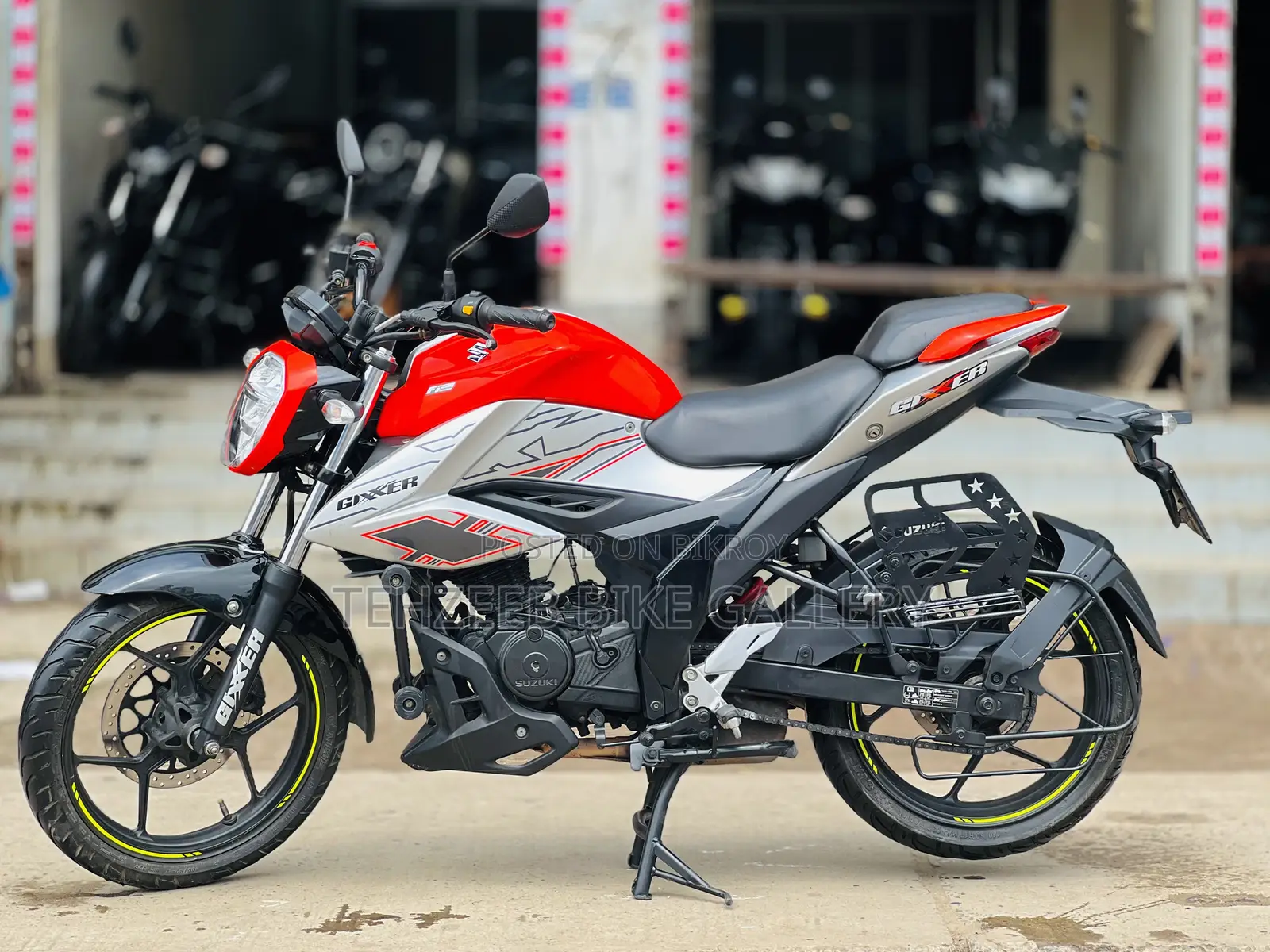 Suzuki Gixxer 2025 Orange