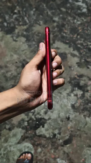 Apple iPhone 11 128 GB Red