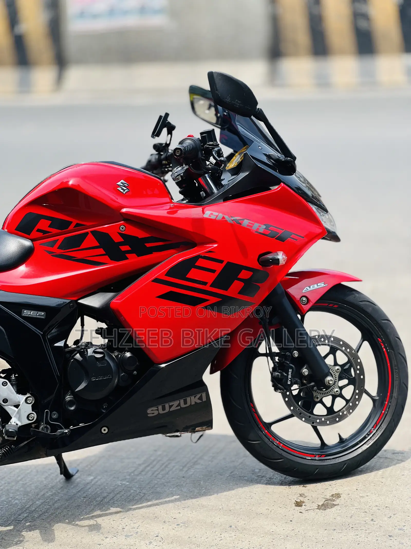 Suzuki Gixxer SF 2022 Red