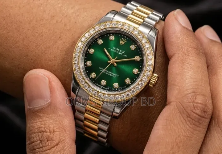 Luxury Stone Embedded Diamond Edition Stainless Steel Watch