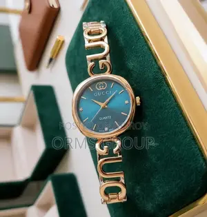 Luxury Stone Embedded Diamond Edition Stainless Steel Watch