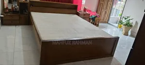 Shegun Bed 5 Feet by 6.5 Feet