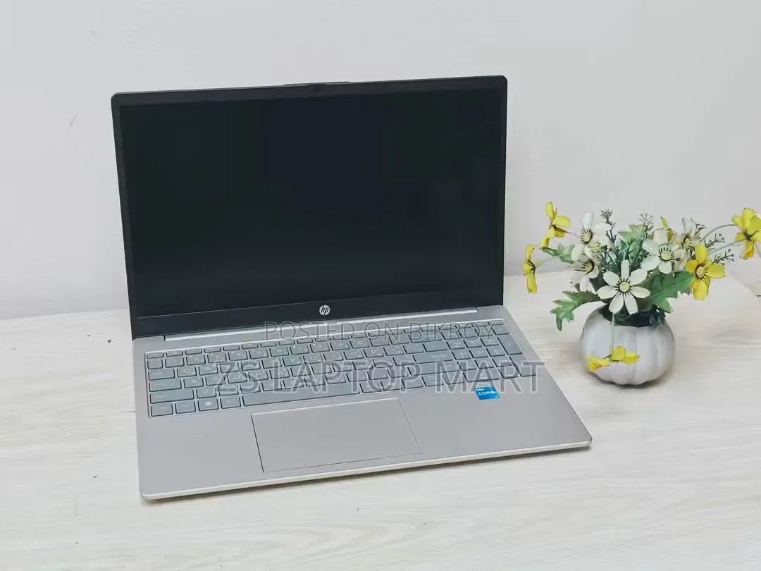 Laptop HP 15s 8GB Intel Core I5 SSD 256GB
